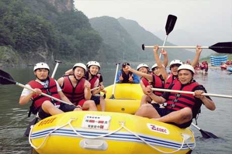 White-Water Rafting Tour (Lunch) / USD 75