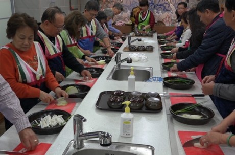 Kimchi Cooking Class (Myeong-dong) Ticket / USD 30