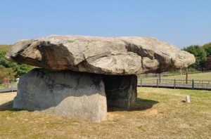 Incheon Dolmen 20250501 03 r